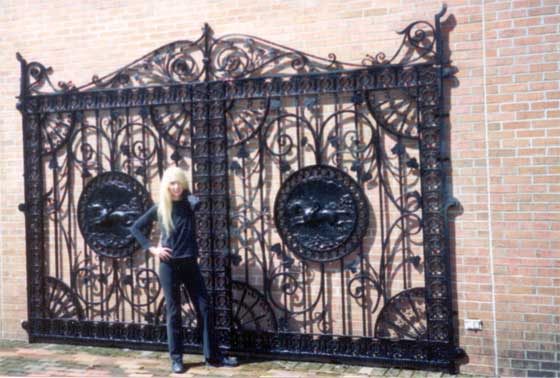 Lyn in front of the horse gate at the Horse Museum